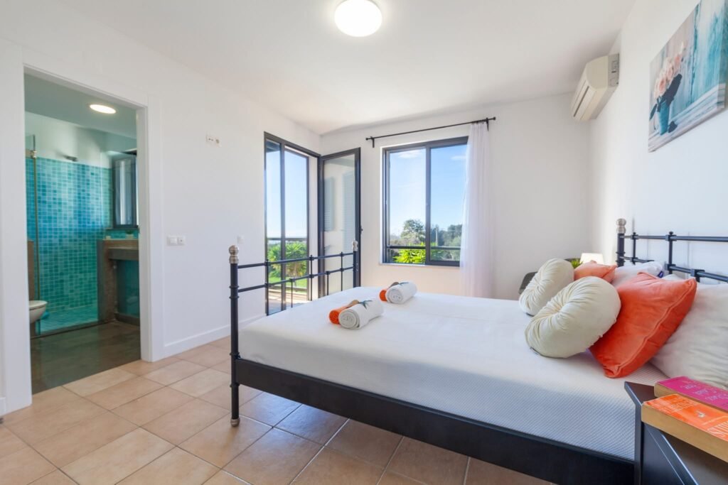 0992AC05-E9E6-49AF-8358-A2DCE26B5DA0