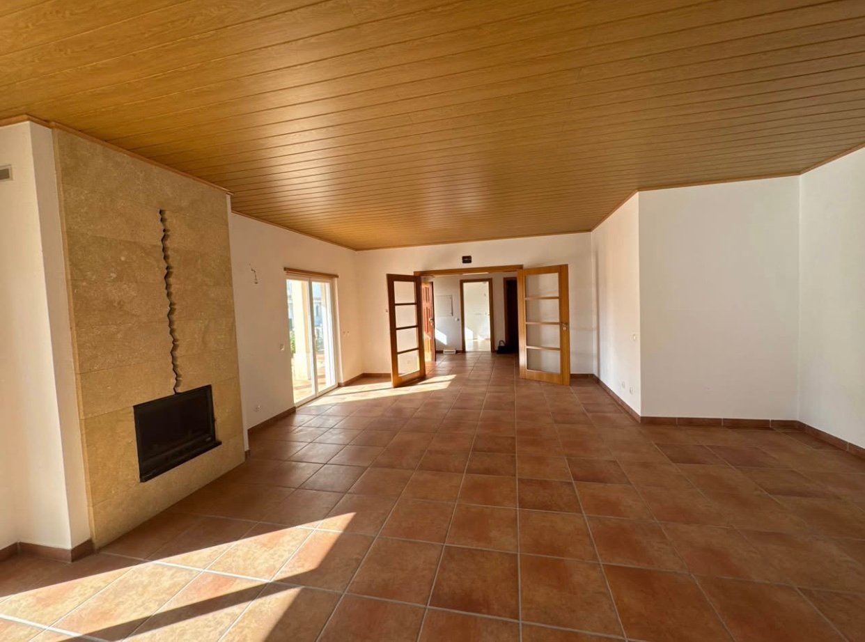 Spacious villa in Vau Beach, Portimão, Algarve, Portugal – a few minutes’ walk from Praia do Vau