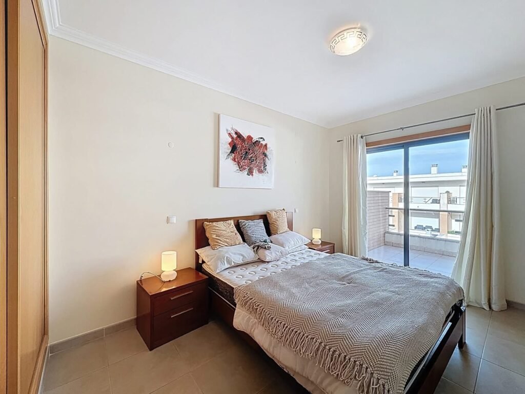 13911EB1-0076-42A4-AFC4-FCBE6E4FAB35