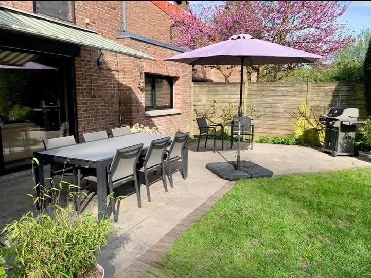 French house for sale in Bondues Croix Blanche, Bondues, France – 5 km from Lille