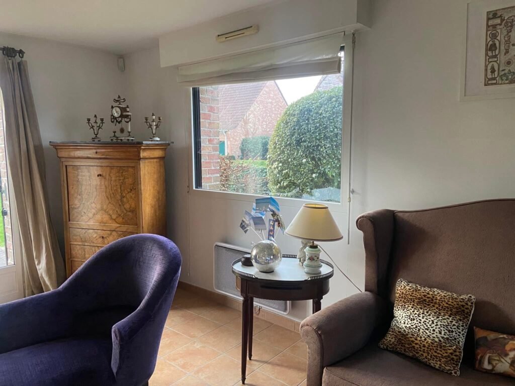 18CF16E7-CB03-437B-B156-5B13AA4AEB9E