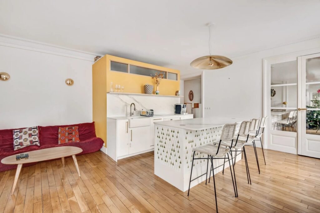 24D9A69C-C6C9-4D09-880C-DA1EAF78E4C4