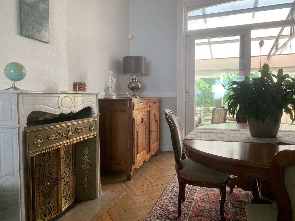 3020523E-F1CF-4099-8DB8-C9B3C5EA2C68