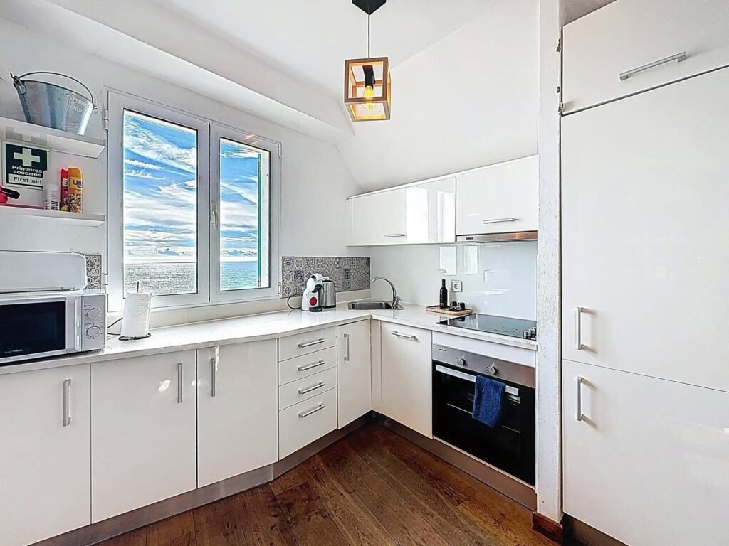 337BAF0A-7D08-40DA-B622-2936985E16C1