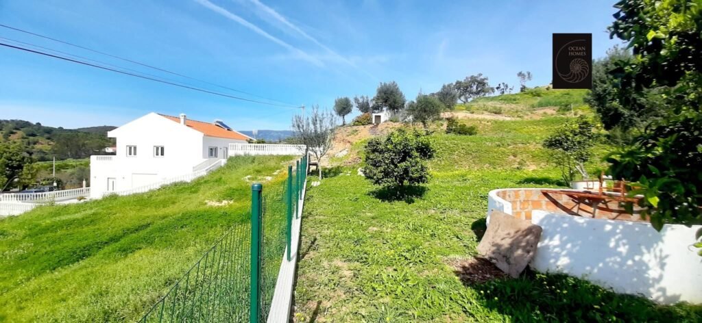 35102D54-0CC8-49C2-8143-4053656F92EF