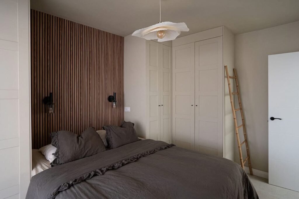 3D3663ED-30EC-4975-8980-A9FBA10E9D5D