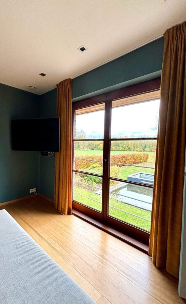 445B771A-E636-4785-B7B2-4C18580A4539