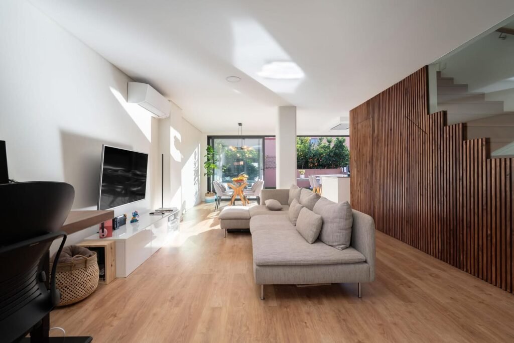 46333CD1-7A0A-419C-BF6D-C1D25F7583D8