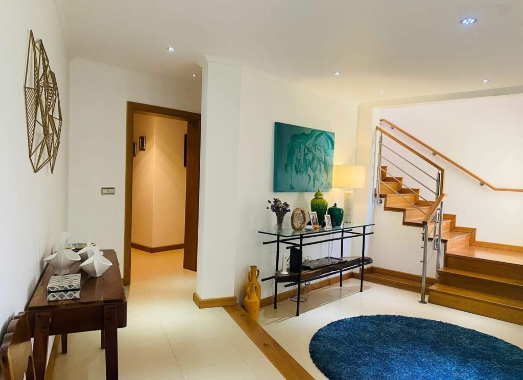 48A06ACA-2E33-4F5E-99FD-19A2395DFAEB