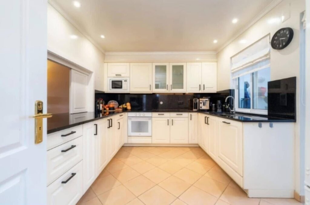 5396234E-FC07-40E1-ADC4-4D7D4E521045