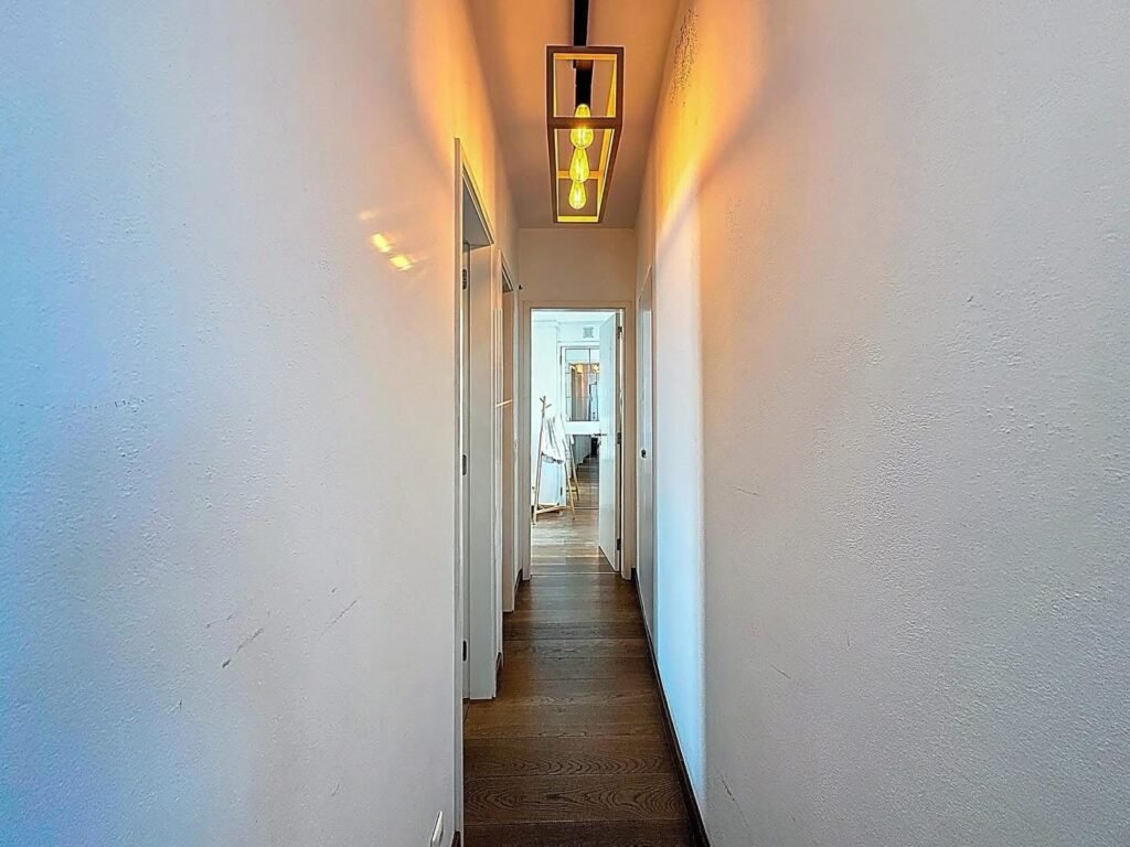 5544779A-ADE7-48F9-B1E1-723DA3549221