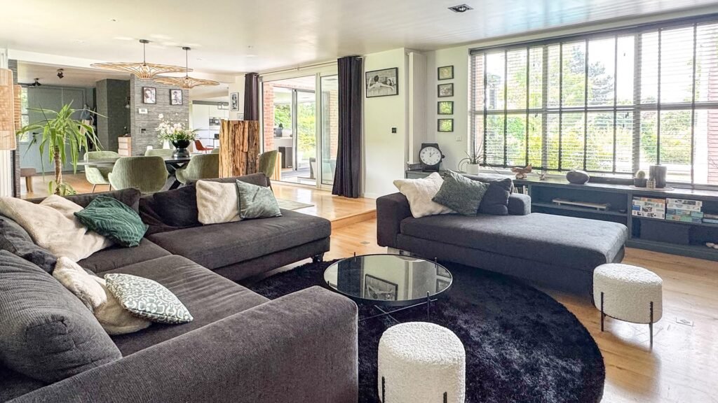 5619D204-0633-46DD-ADE9-19138EFFE7DD