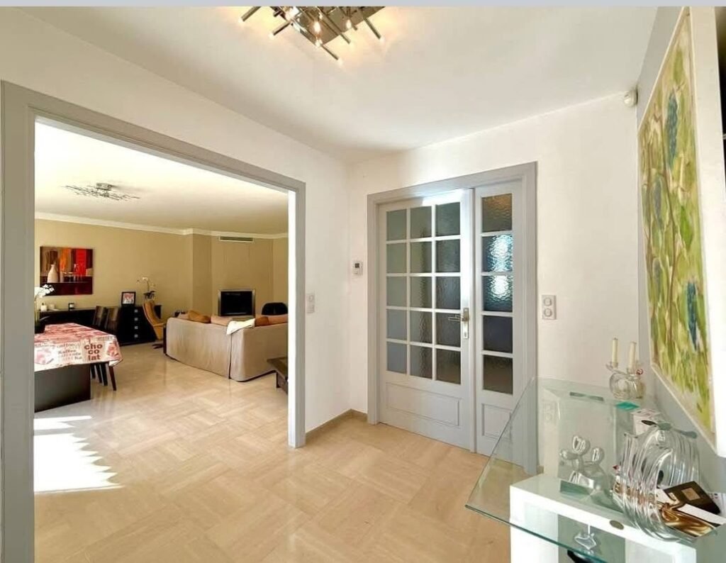 56BCA4AF-5EDA-42F9-86C1-DCB5B63C56D9