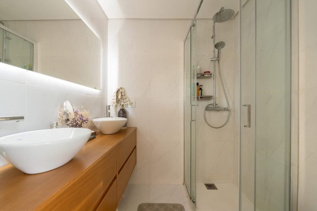 572E90CD-5C1D-427D-A58C-17E20EA69A25