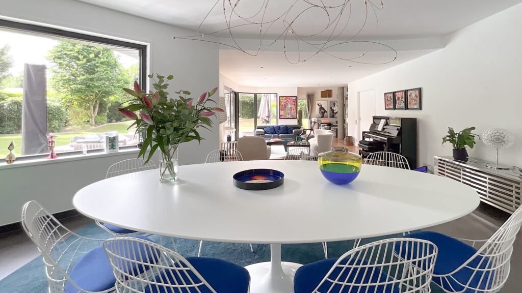 5EB1948E-6544-454B-9D32-273DF83CA347