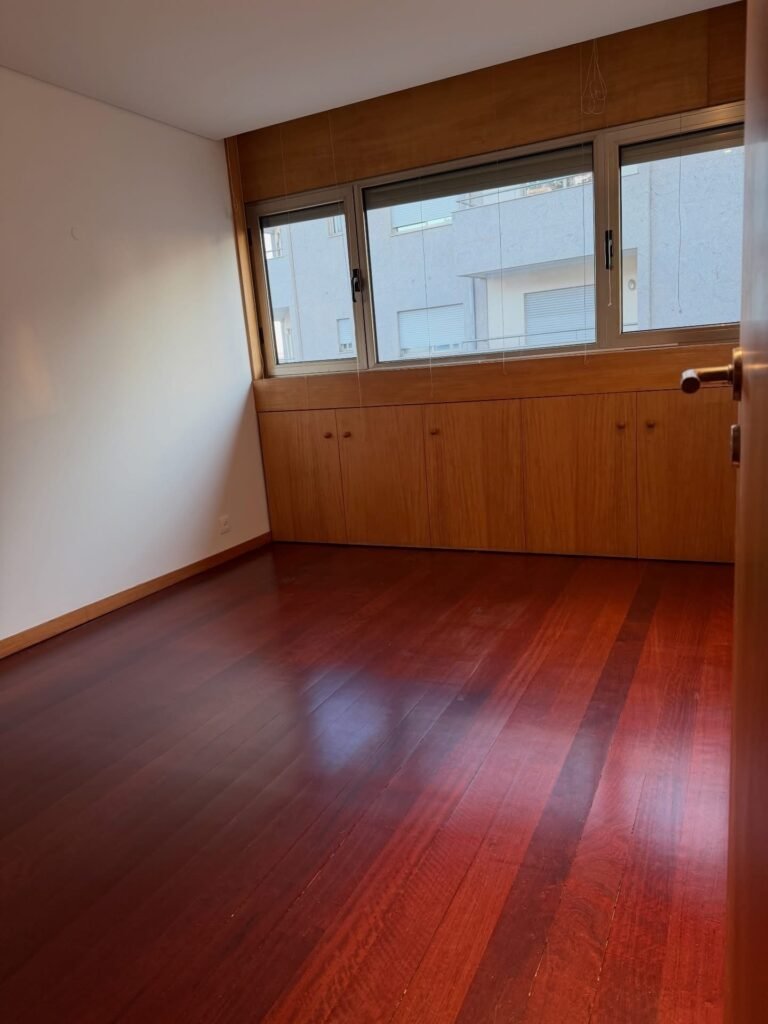 60A0A716-BF04-410C-814B-971988005CCF