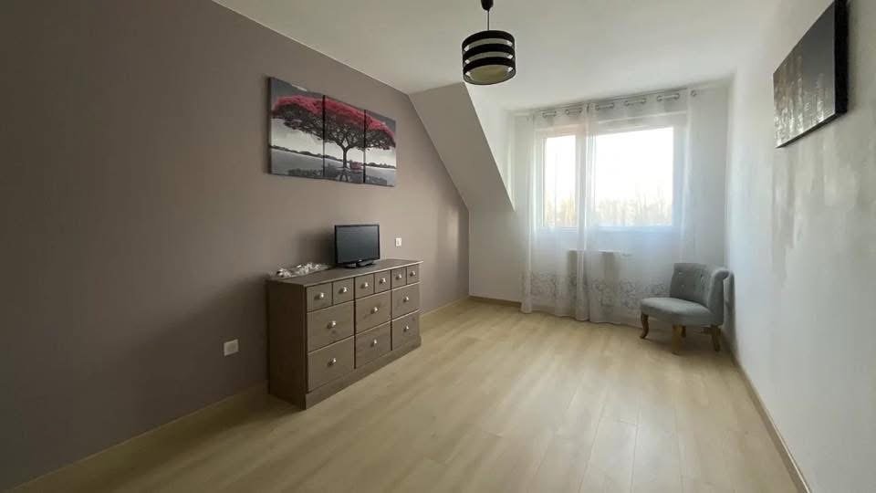 63648AB2-C8FD-4A0A-A30F-7399AF207802