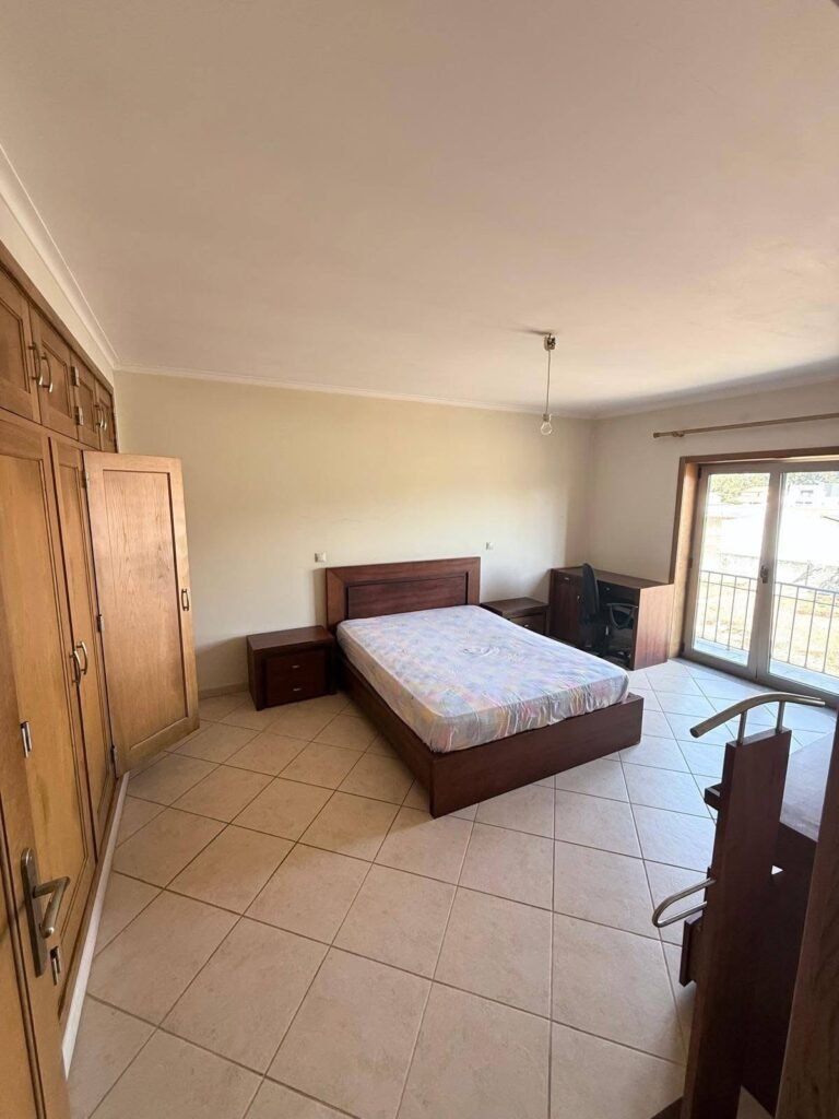 68CB4F97-4776-4E51-9DB7-06466C1AB504