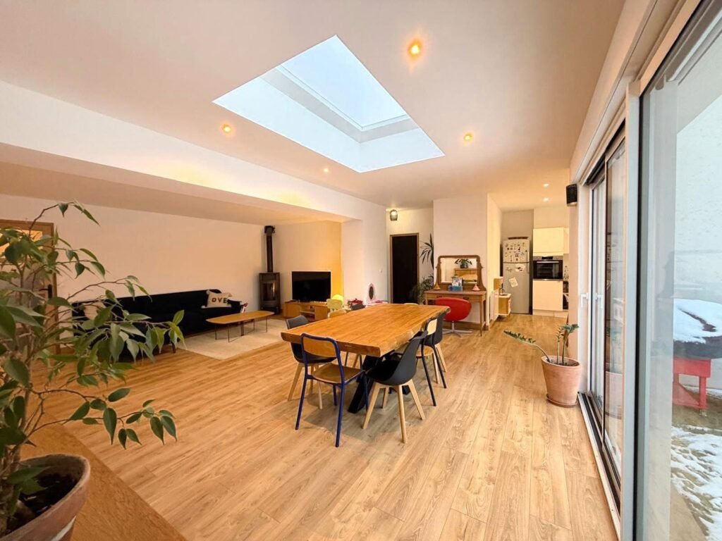 6FCBD1B6-2289-4891-A8B7-7BA7F898205F