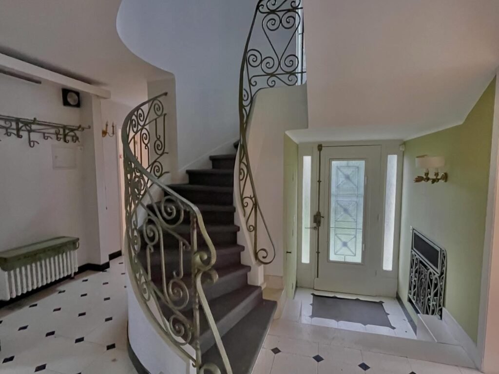 700F850B-3389-4FCD-99C7-82AFCED87C26