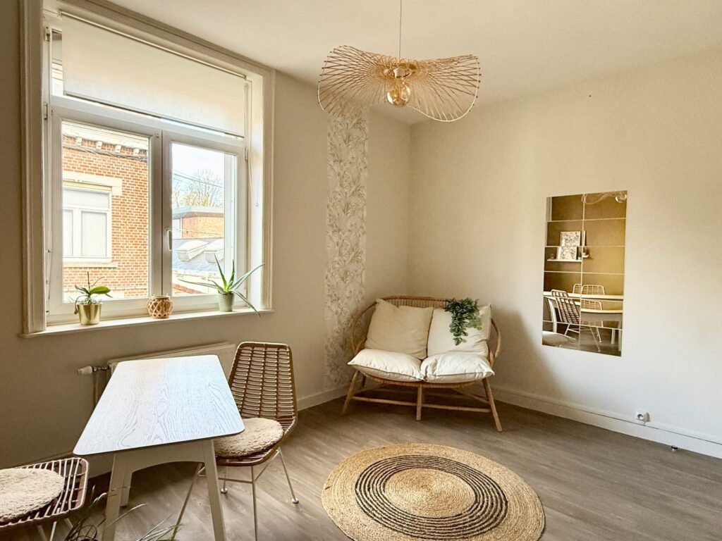 73076791-60C7-4158-8D3D-9D25A3C9A4AB