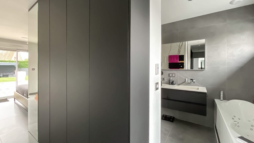 73D00075-E476-4B37-B04C-9E5F7D9DBA4D