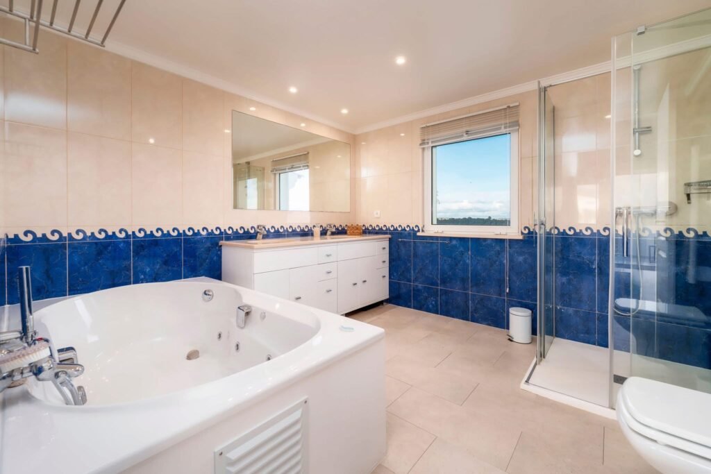 78BAE6C0-3839-4943-B301-317ED30BF942