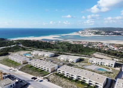 Villa with sea view – next to Obidos Lake – less than an hour and a half from Lisbon, Portugal