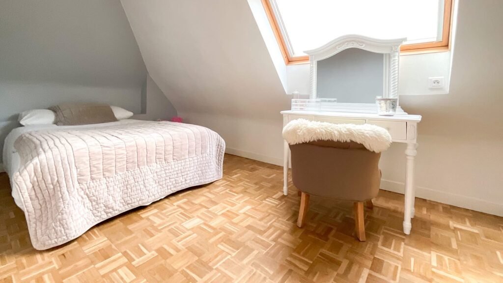 7FB3EC8F-879E-4CB9-ADED-31B292B6CDEC