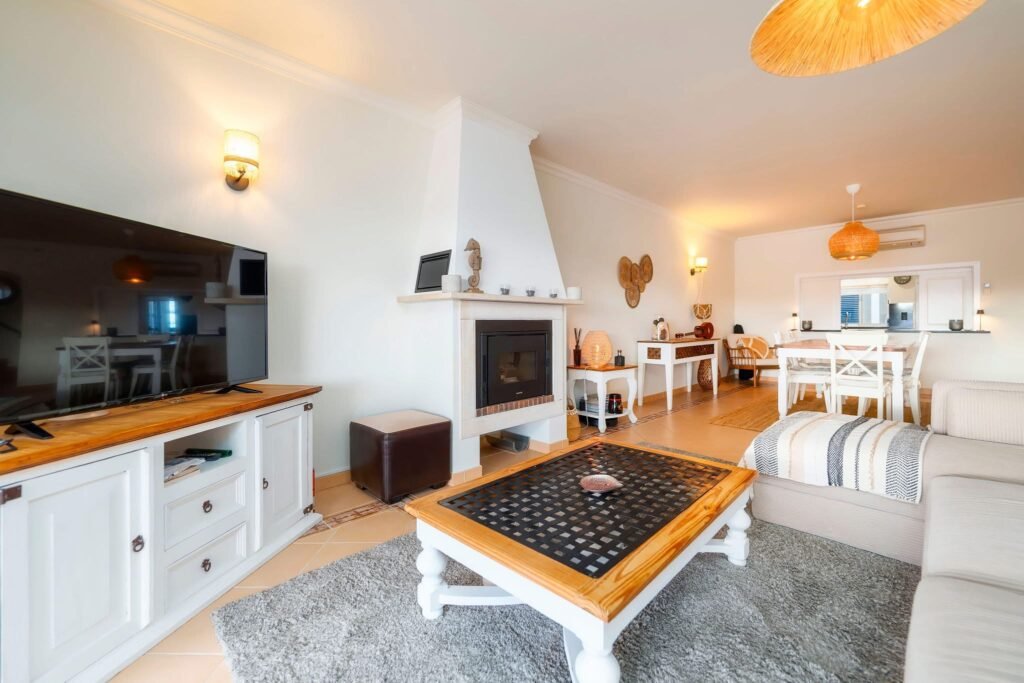 857E1425-7BD3-4358-8358-0EBE376D61A6