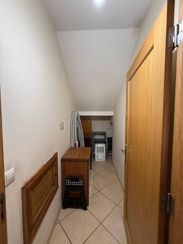 87EA6147-5A7A-4018-BEF6-1AB8CD314175