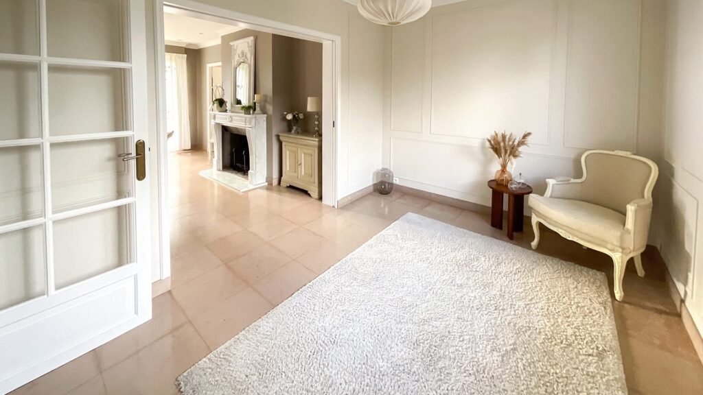 8849278F-CF1A-4ECC-BC31-ED5DD4F7AFCA