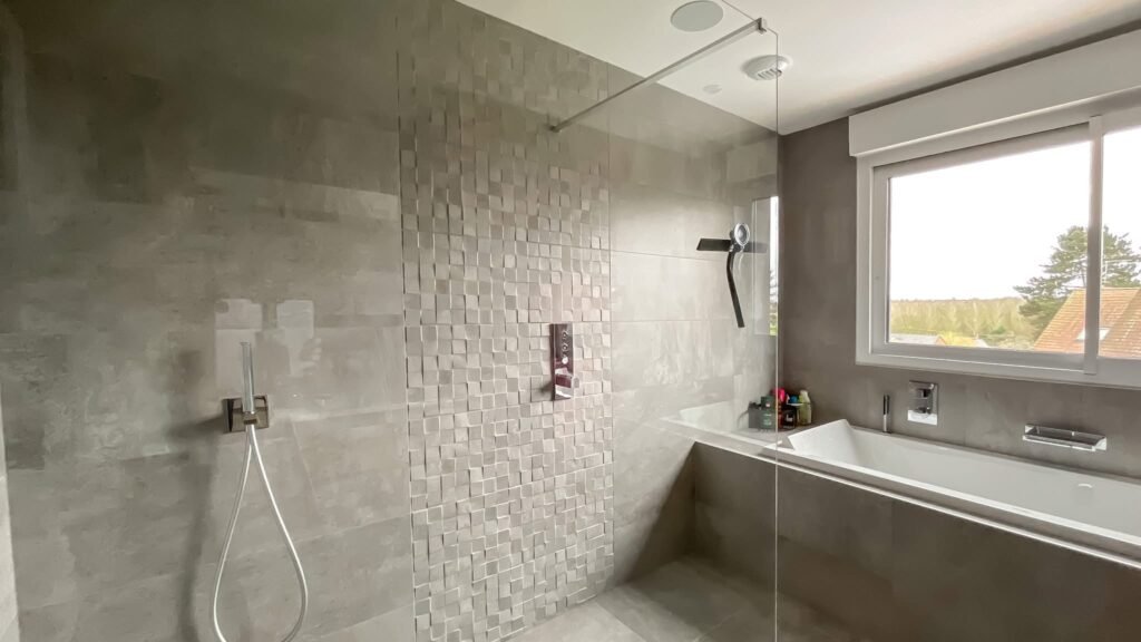 89A21D10-0021-44E9-9E7D-1A12761F02DA