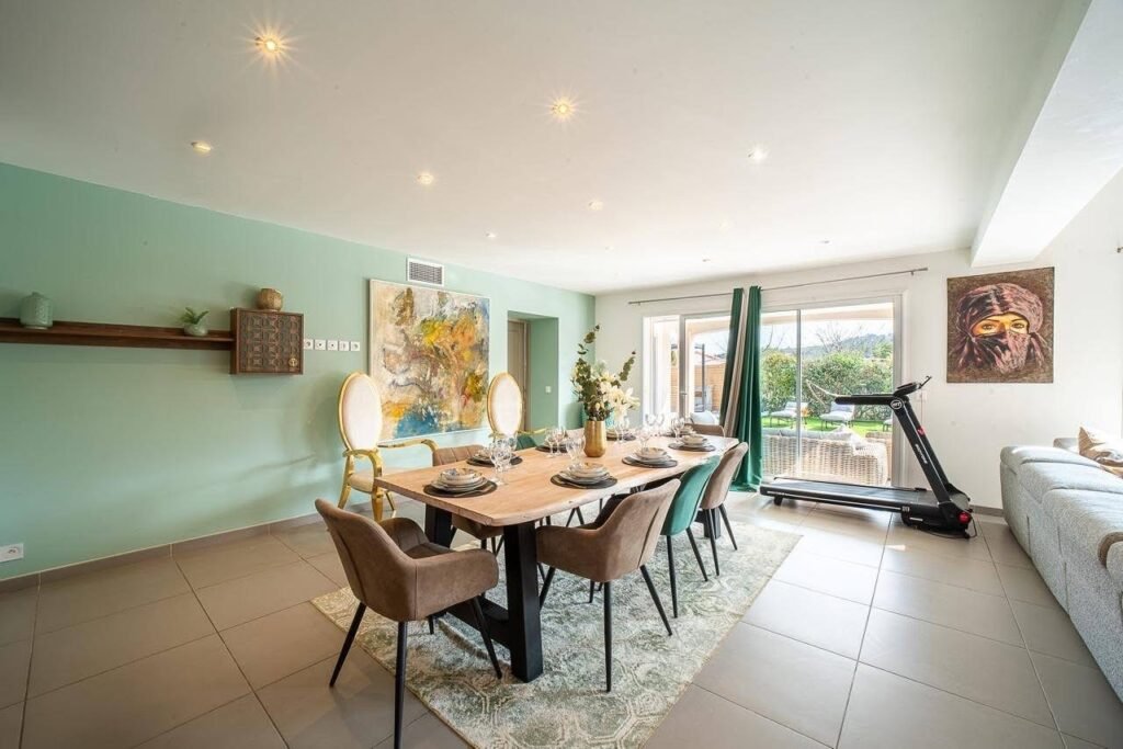 8B0EB05B-8F0B-4577-9D39-620B10BCC55F