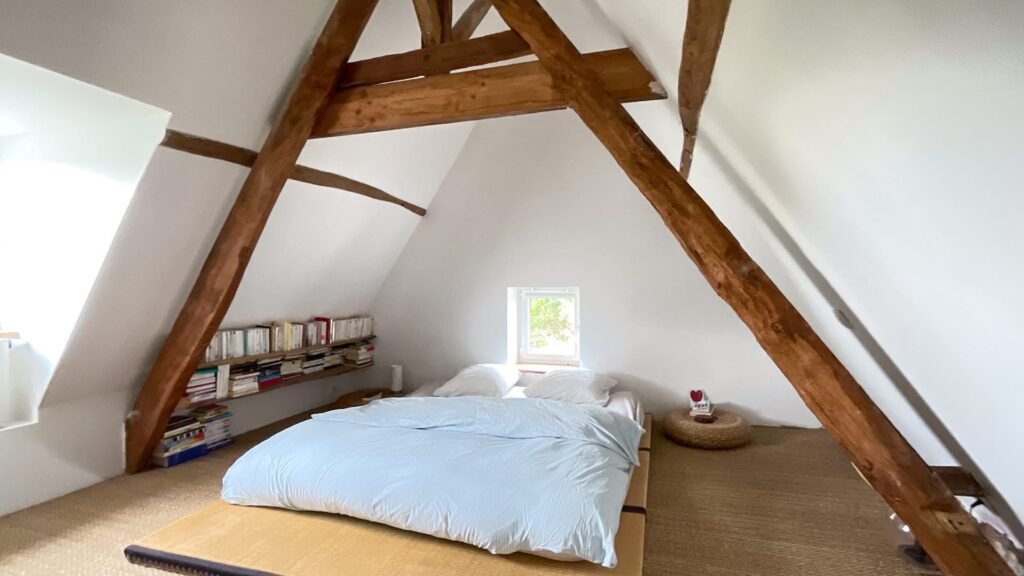 8B13E4EC-69C1-4F18-87E6-54061F448FDC