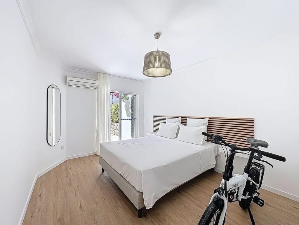 95839ADE-B55B-4DCF-B952-C16FAF3AF218