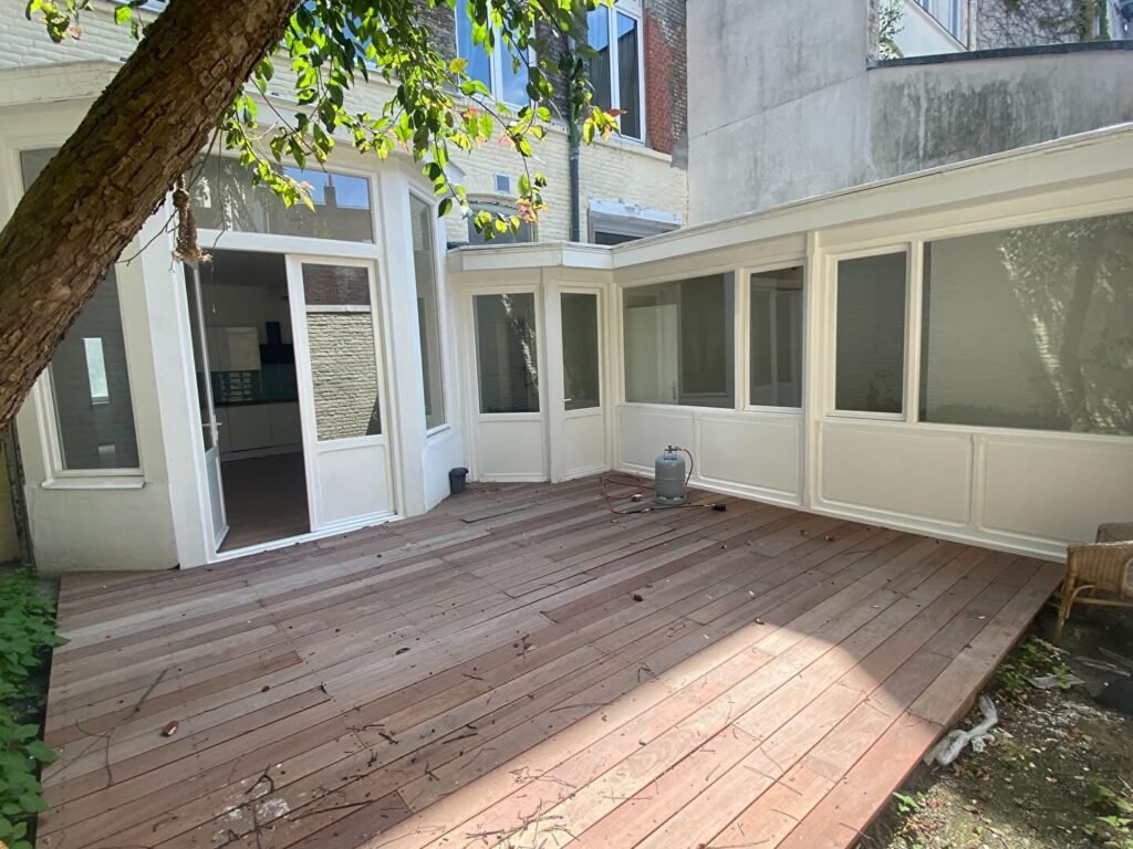 73 sqm apartment, located in a small condominium of 8 lots, Lille, France