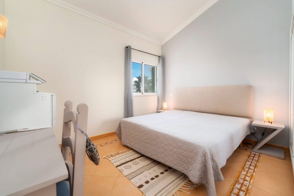 9FA1BA95-EB97-4CEE-B5EE-45CD6B972CAB