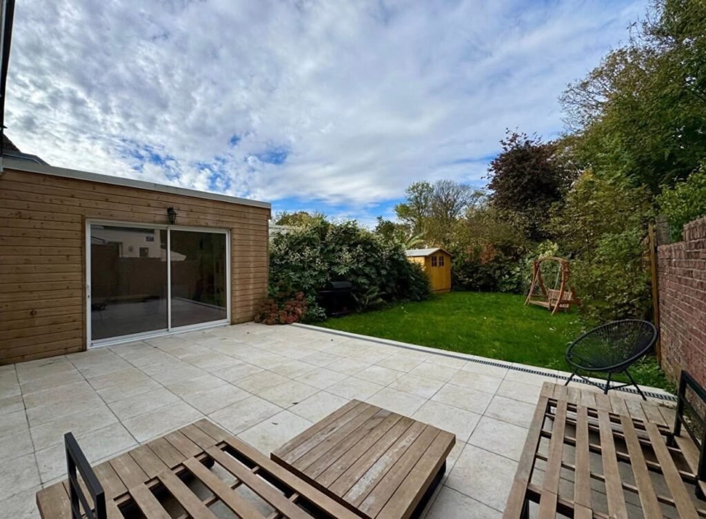 A7980575-AFF1-46B9-8E62-B27585D3865B