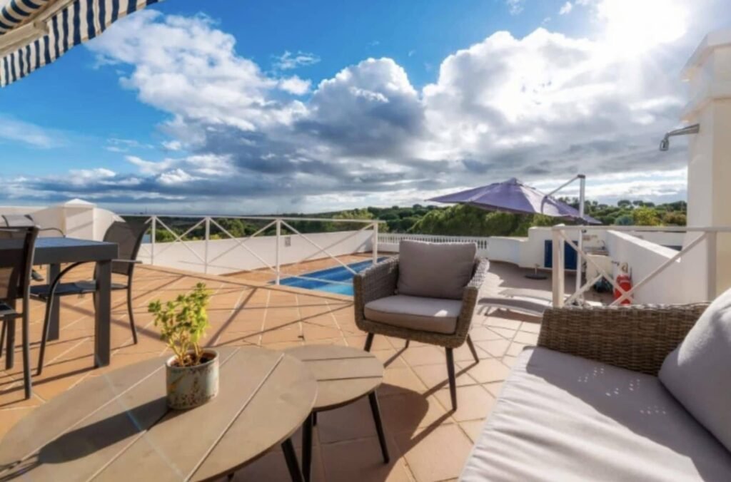 A85C1AEE-46A4-4525-95FC-214225101C45