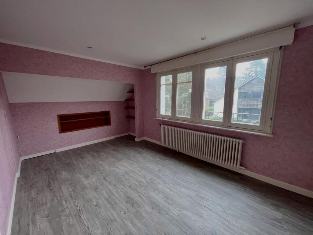 AD542EF0-AD05-4131-9C10-E02A44B480BC