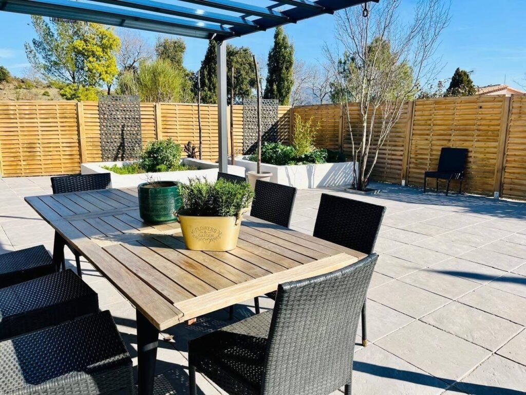 AED92643-95AC-4C96-AC73-DCFB2EA7ED62