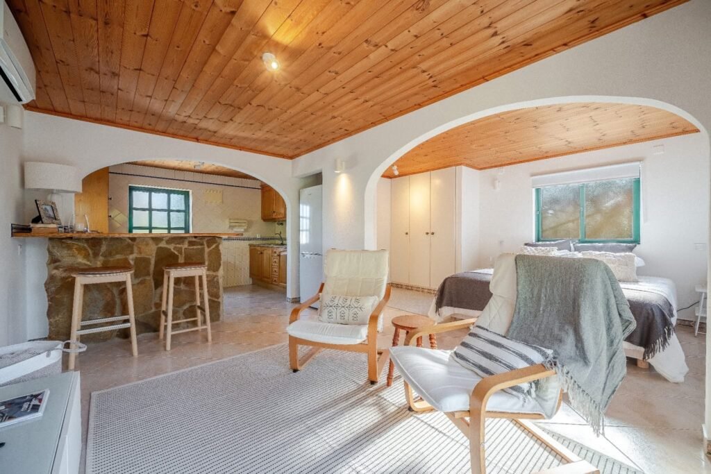 B2344B8F-CD47-413C-AFC1-26FB9CE31B5B