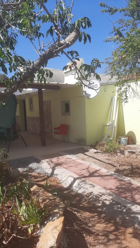 B3833E7C-15DF-48DE-9B5C-31B351649B15