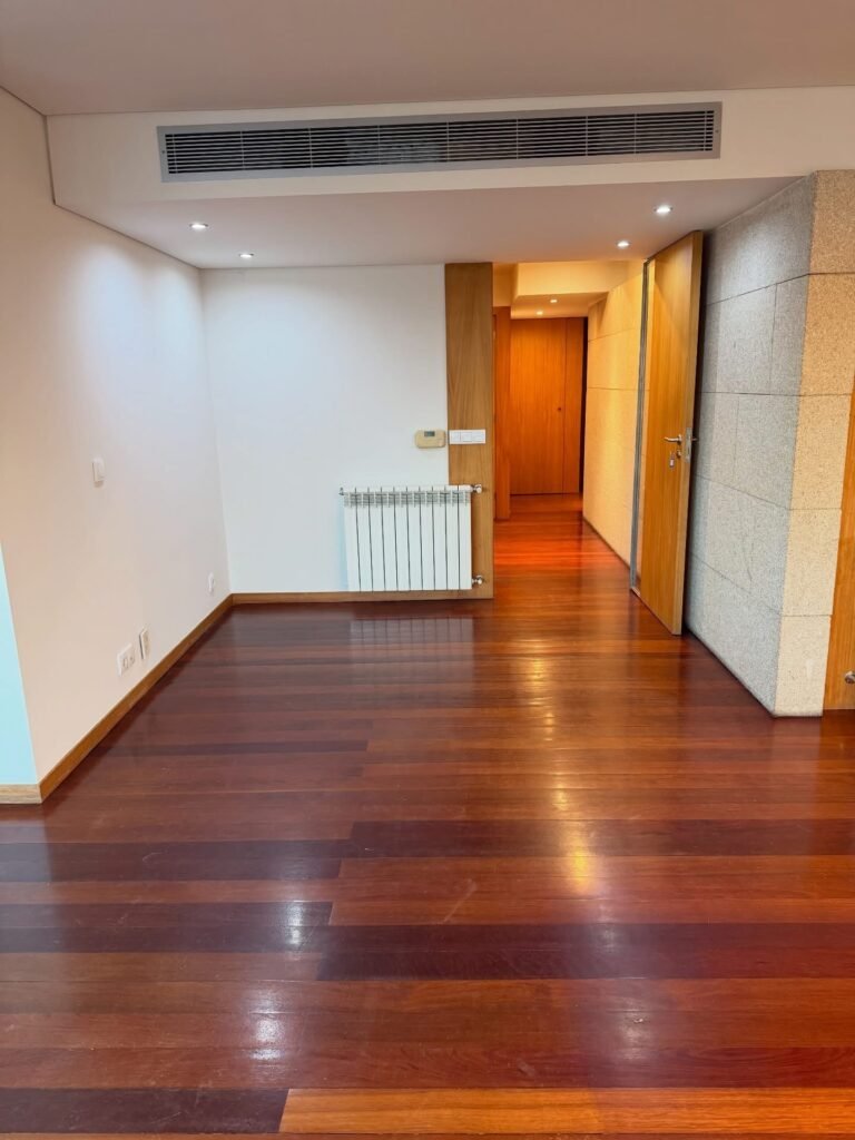 B49A3B65-CDAD-4035-8D71-3A45B826CB32