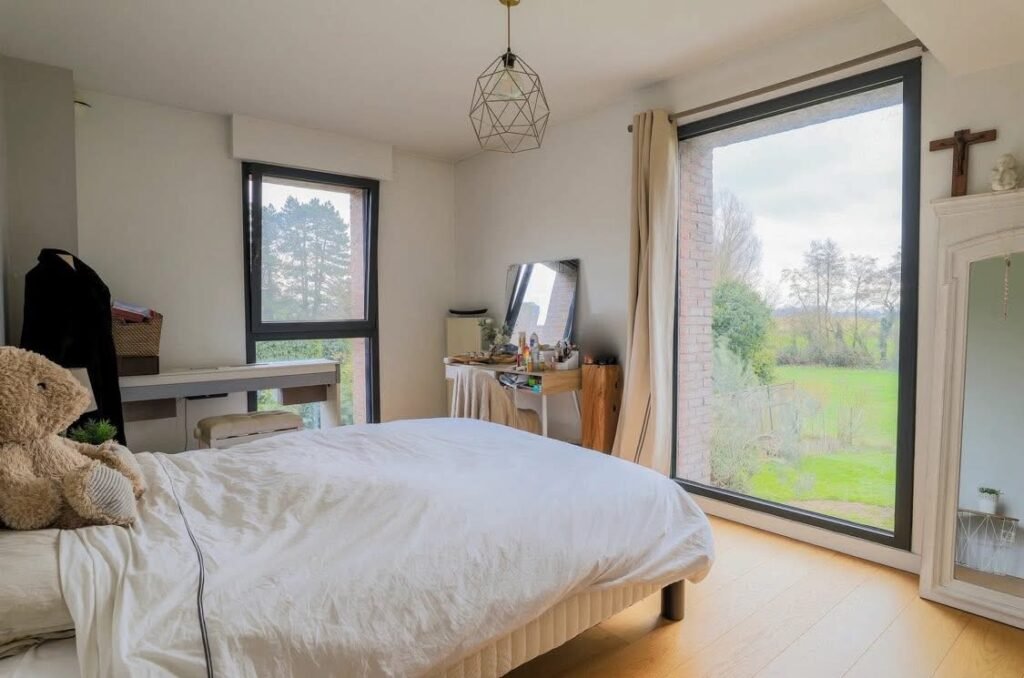 B5E5186A-B395-4AC7-A900-34ABFEE43765