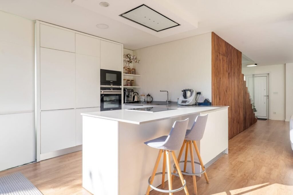 B7C2F1FB-2069-4083-A172-A15B883CD9E6