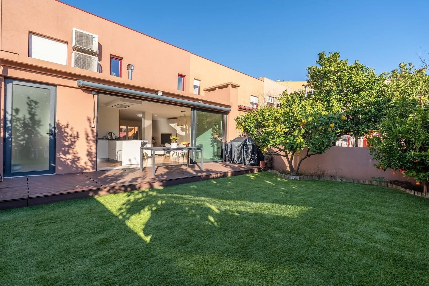 𝟯-𝘽𝙚𝙙𝙧𝙤𝙤𝙢 𝙑𝙞𝙡𝙡𝙖 𝙞𝙣 𝙈𝙖𝙩𝙤𝙨𝙞𝙣𝙝𝙤𝙨, Porto, Portugal