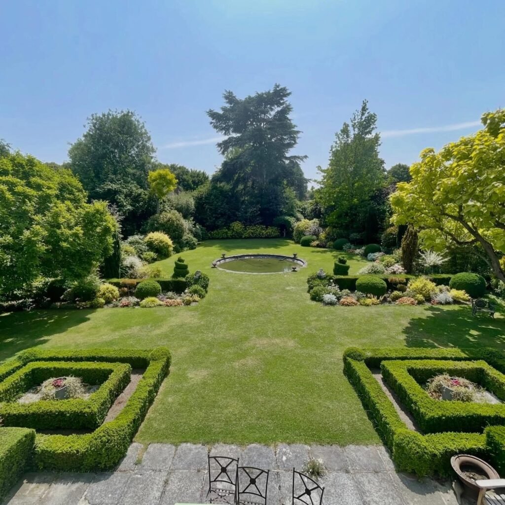 C07120B1-E66D-4A57-851A-932B722B6D28