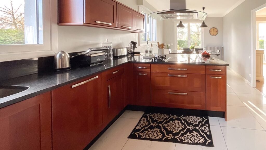 C0999049-0ABC-41F9-8919-EAC68A873BA6